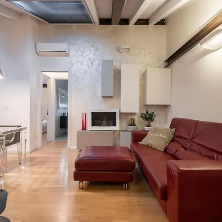 Elegant Piavevenezia Outlet