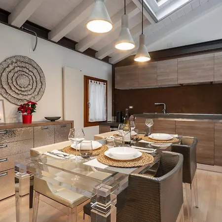 Elegant Piavevenezia Outlet Апартаменты Новента-ди-Пьяве